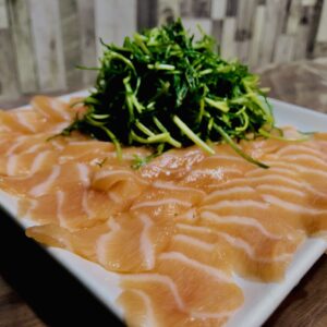 サーモン,鮭,ノルウェイサーモン,おかひじき,刺身,サラダ,