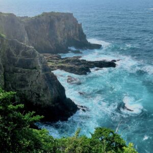 吉野熊野国立公園,三段壁,磯,岩場,海,パワースポット,南紀白浜,和歌山観光地,古跡,洞窟,