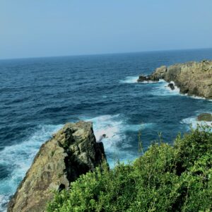 吉野熊野国立公園,三段壁,磯,岩場,海,パワースポット,南紀白浜,和歌山観光地,古跡,洞窟,