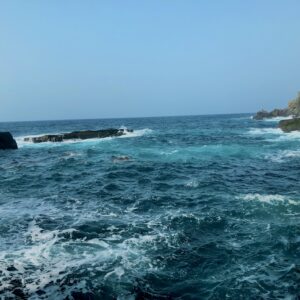 吉野熊野国立公園,三段壁,磯,岩場,海,パワースポット,南紀白浜,和歌山観光地,古跡,洞窟,