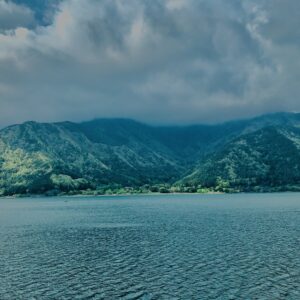 富士五湖,河口湖,西湖,富士箱根伊豆国立公園,富士山,山梨県,森,風景,景観,絶景,